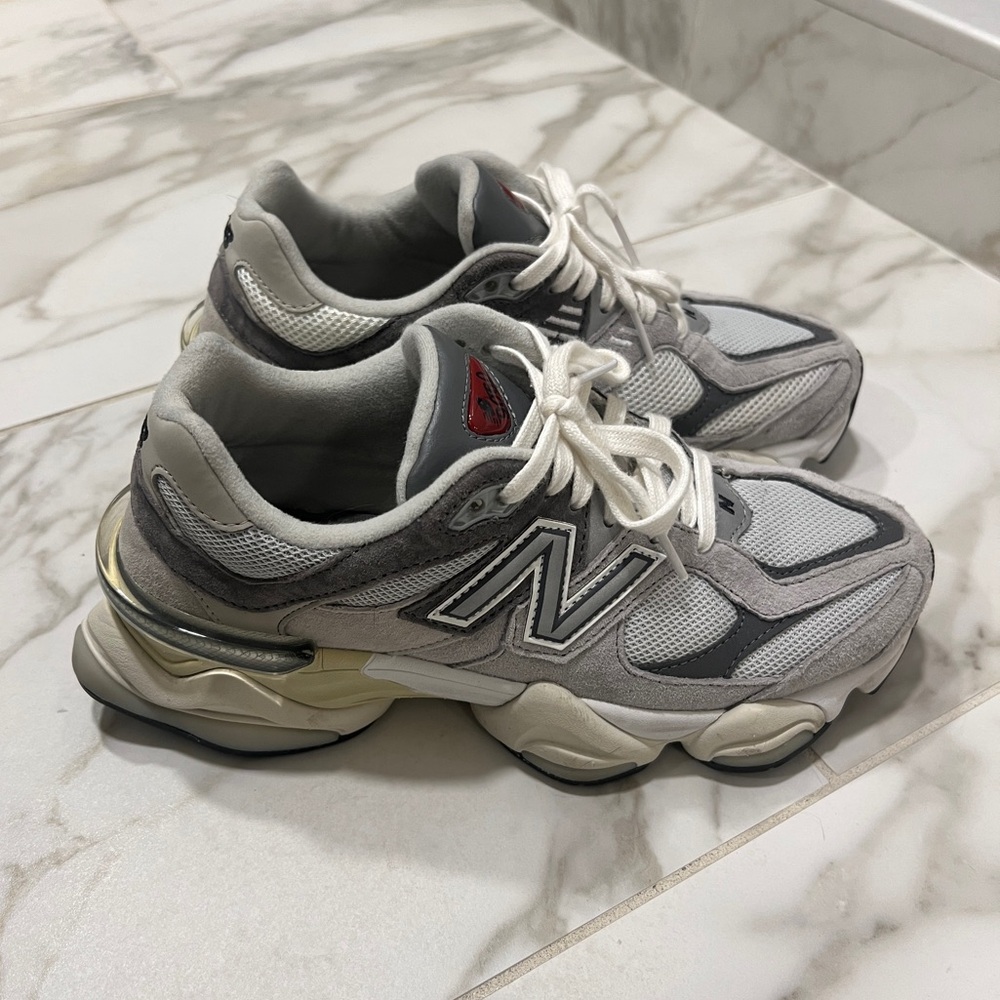 New Balance 0960 Sneakers - Picture 9 of 14